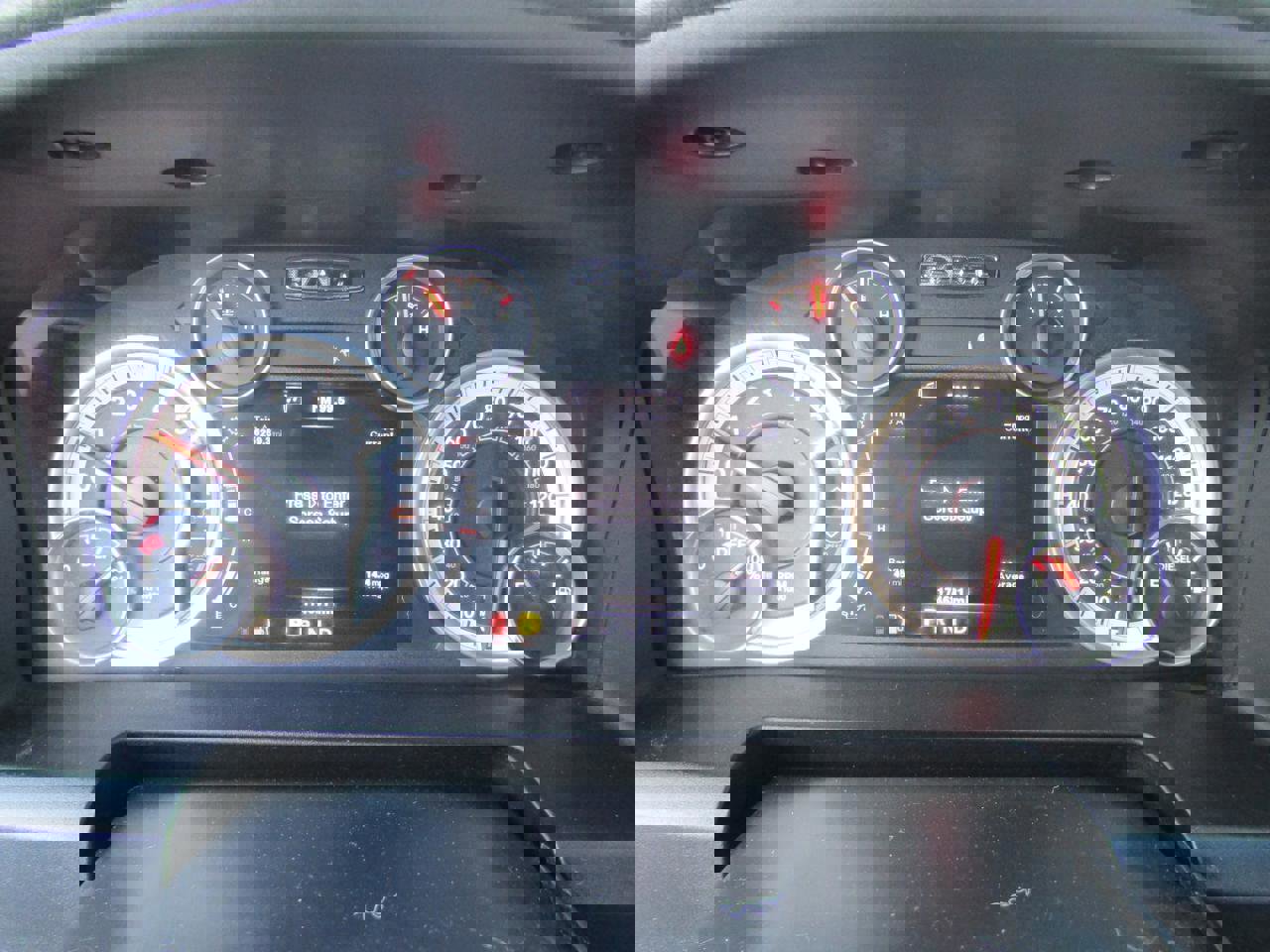 Used 2014 RAM 3500 Big Horn image 15