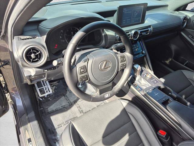 Used 2022 Lexus IS 350 F Sport w/ Accessory Package RWD image 9