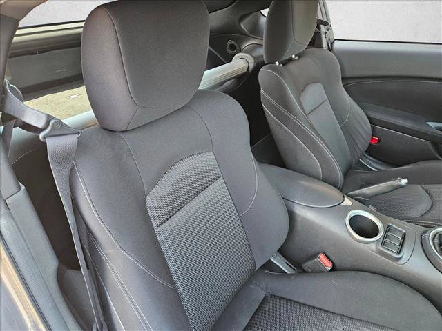 Used 2016 Nissan 370Z Coupe RWD image 20