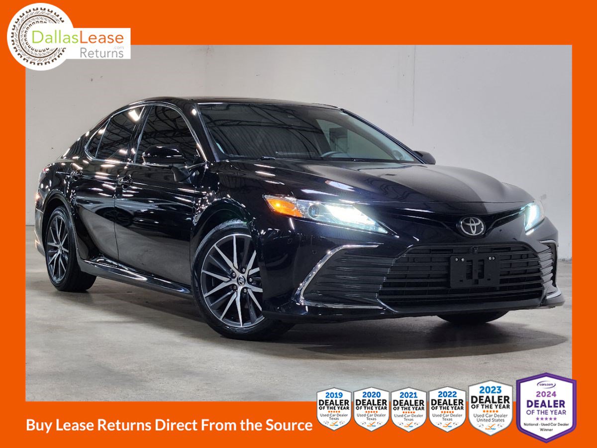 Used 2023 Toyota Camry XLE w/ Navigation Package