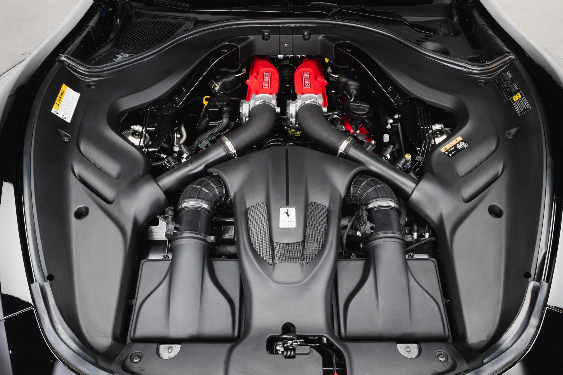 Certified 2024 Ferrari Roma Spider RWD image 94