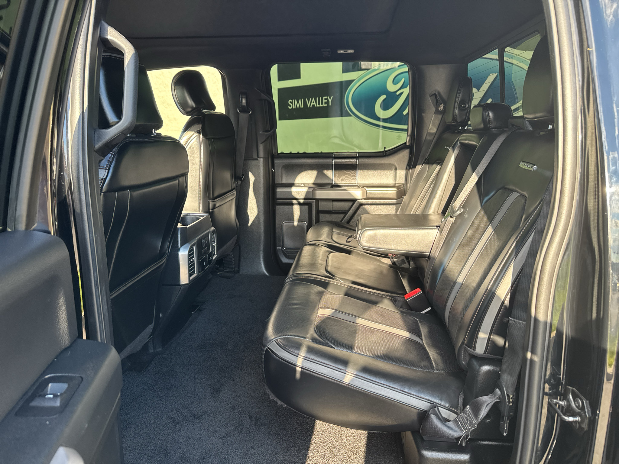 Used 2018 Ford F150 Platinum w/ Equipment Group 701A Luxury RWD image 18