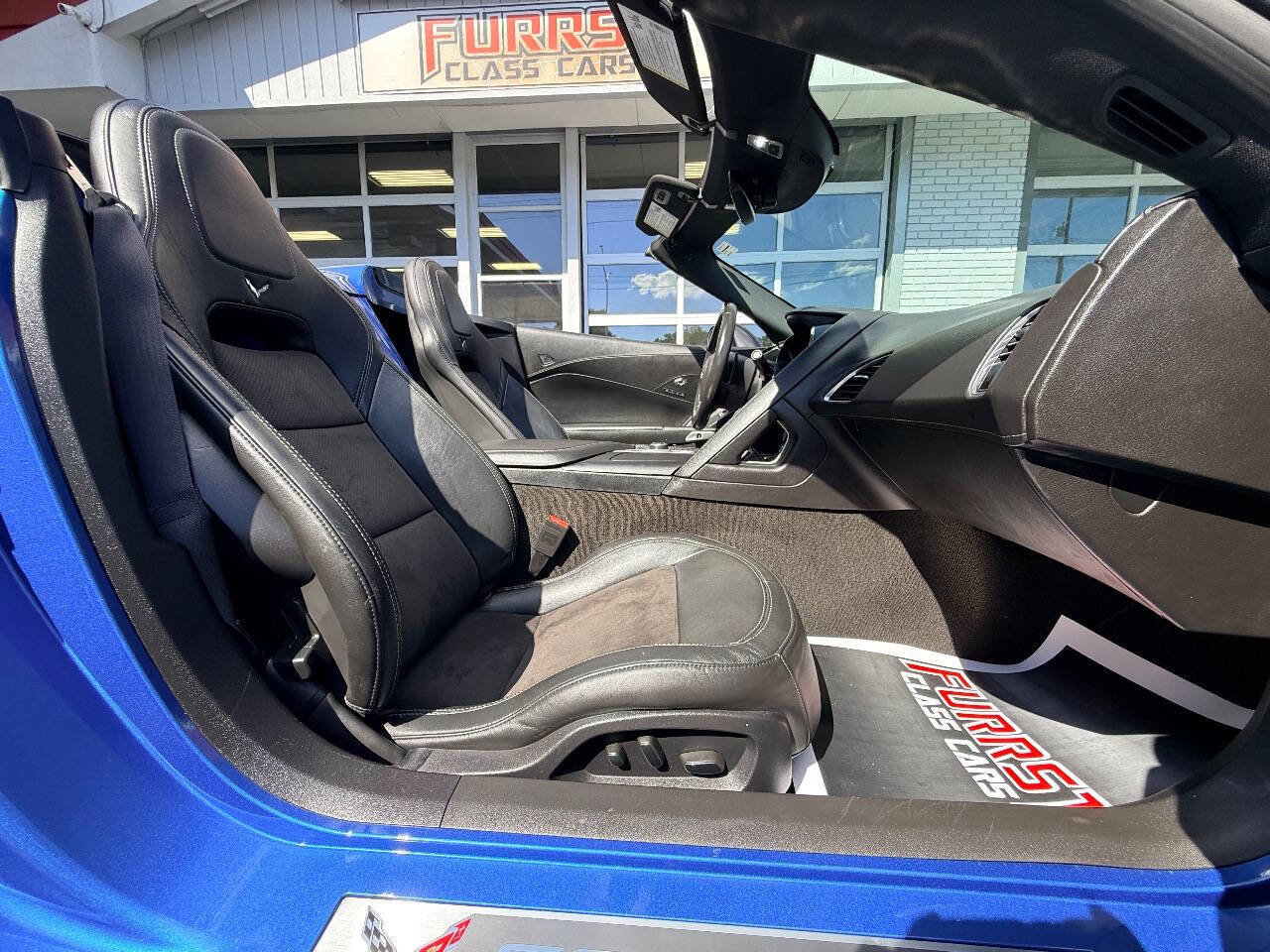 Used 2015 Chevrolet Corvette Stingray Convertible w/ 2LT Preferred Equipment Group RWD image 41