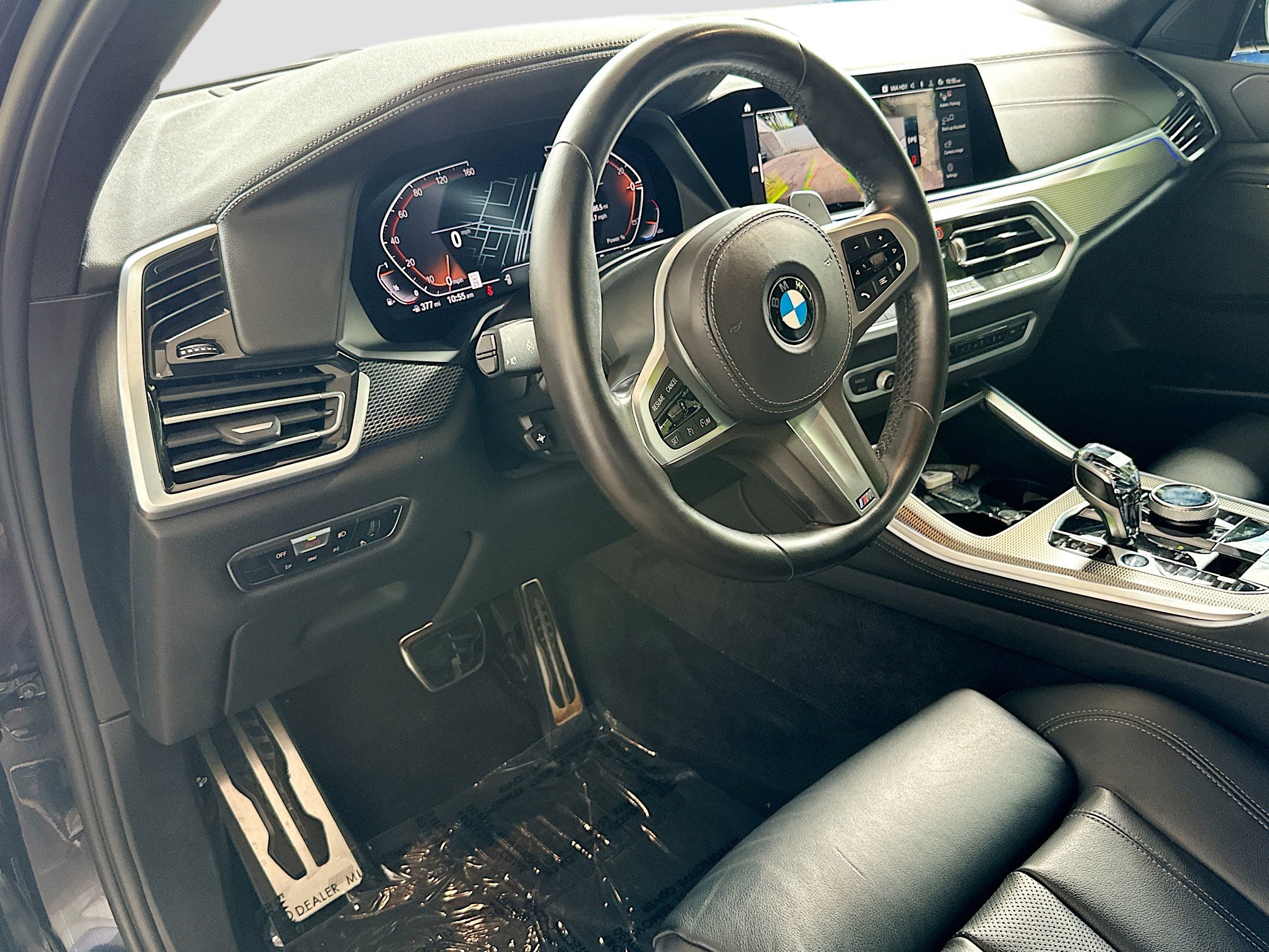 Used 2022 BMW X5 sDrive40i w/ M Sport Package RWD image 9