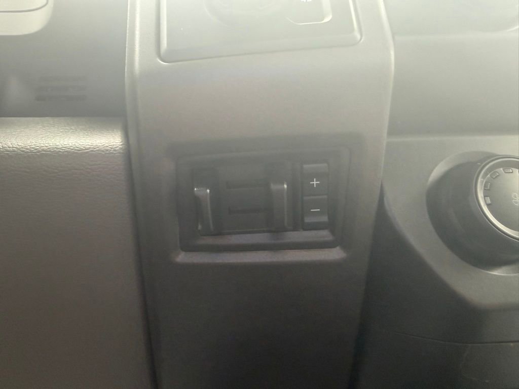 Used 2022 Ford F250 XL w/ Power Equipment Group image 19