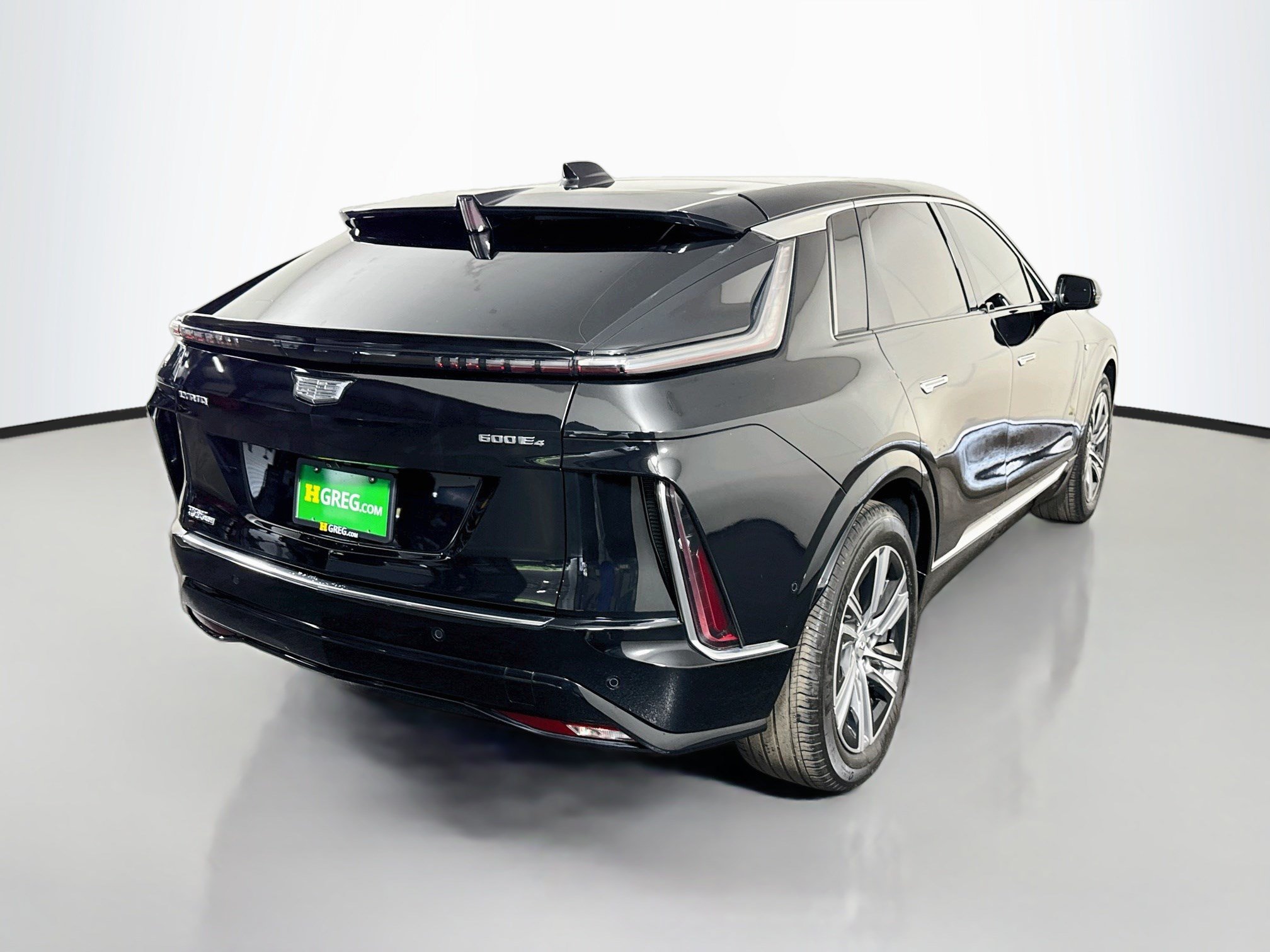 Used 2023 Cadillac Lyriq AWD image 10