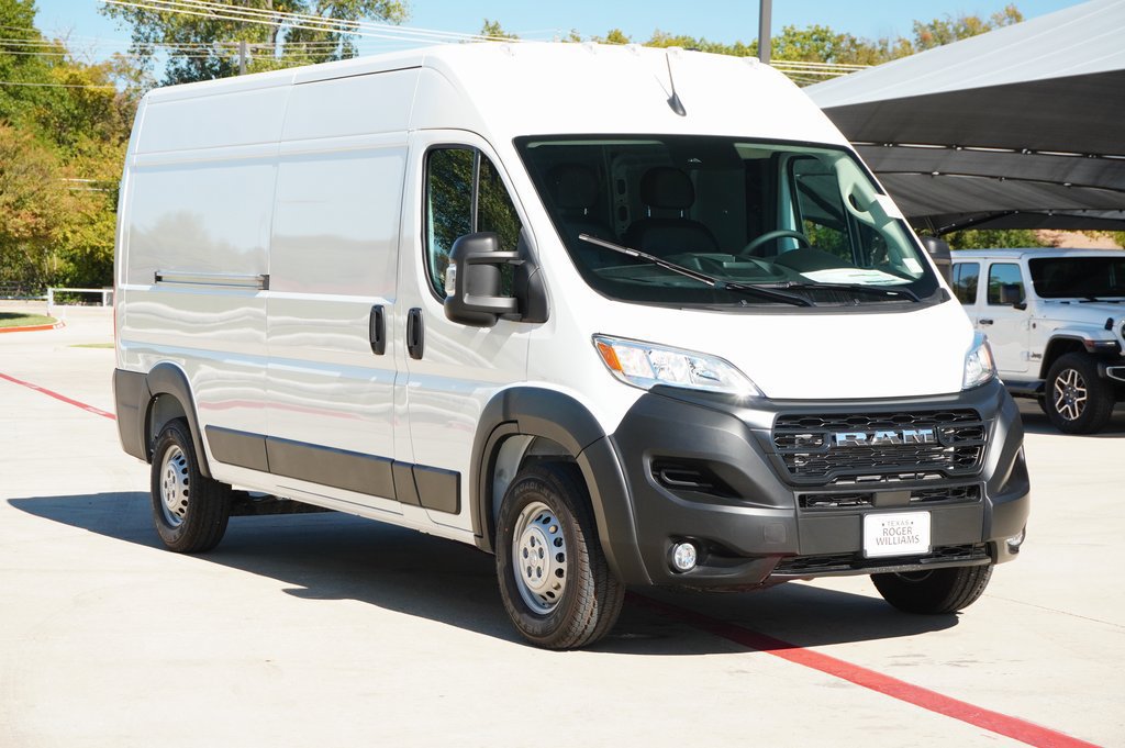 New 2026 RAM ProMaster 2500 w/ Convenience Group FWD image 5