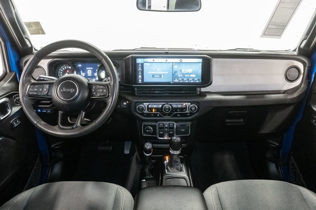 Used 2024 Jeep Wrangler Unlimited w/ Convenience Group AWD/4WD image 26