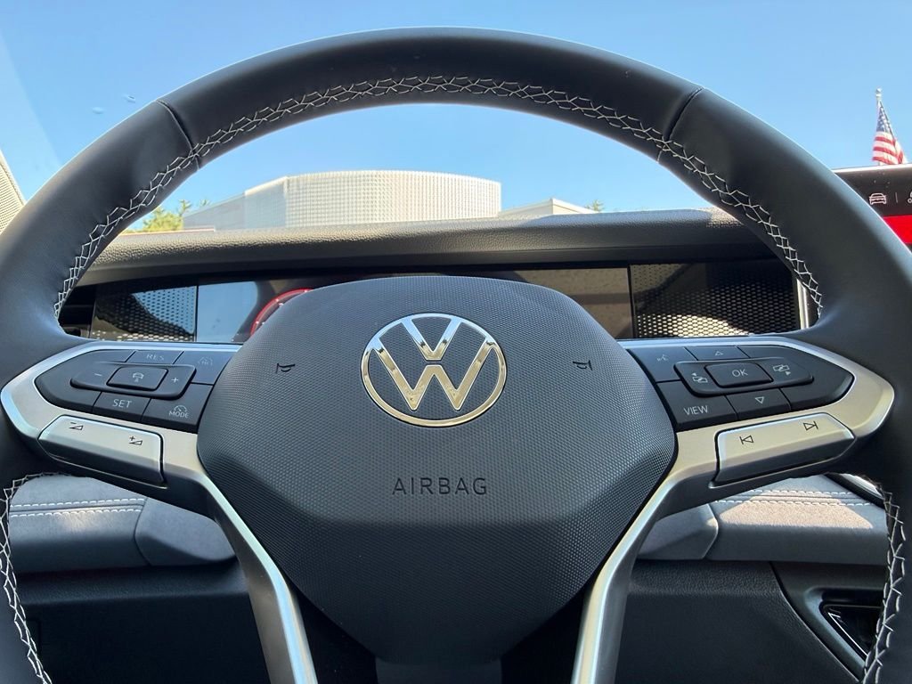 New 2026 Volkswagen Tiguan SE AWD/4WD image 45