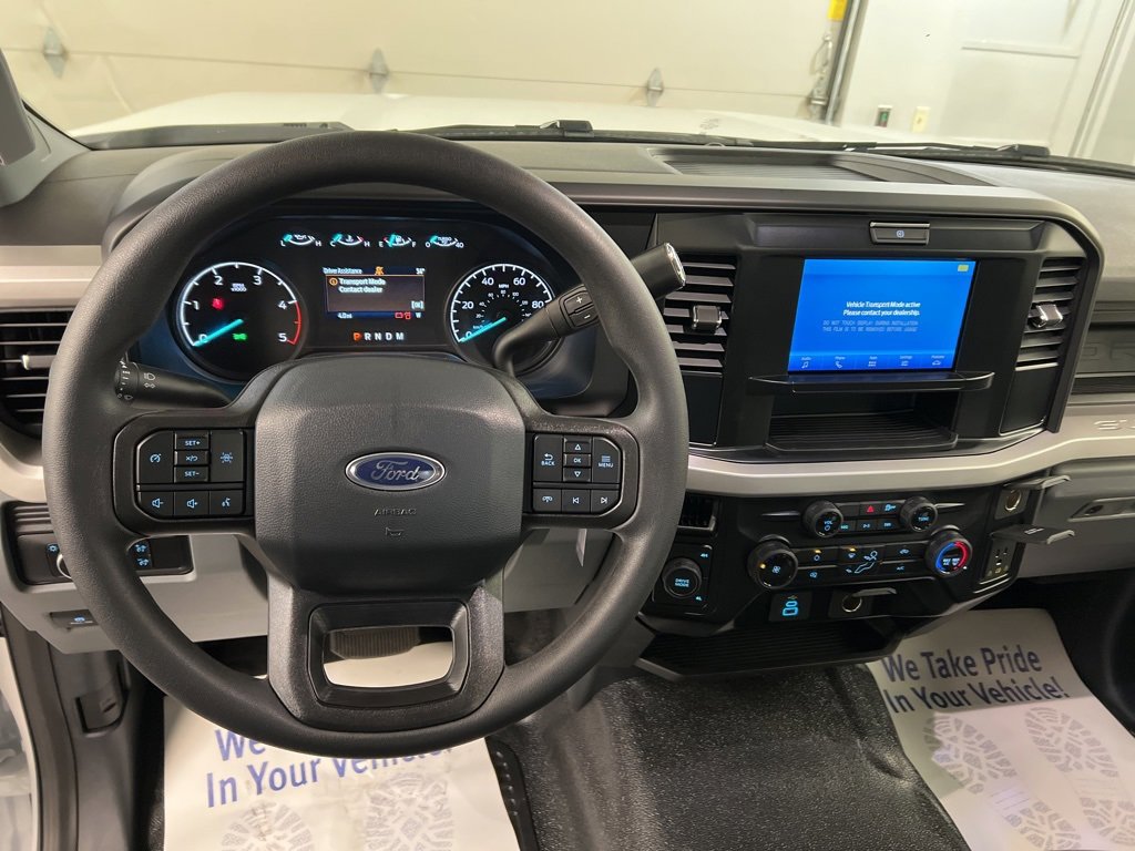 New 2025 Ford F550 4x4 Regular Cab Super Duty image 8