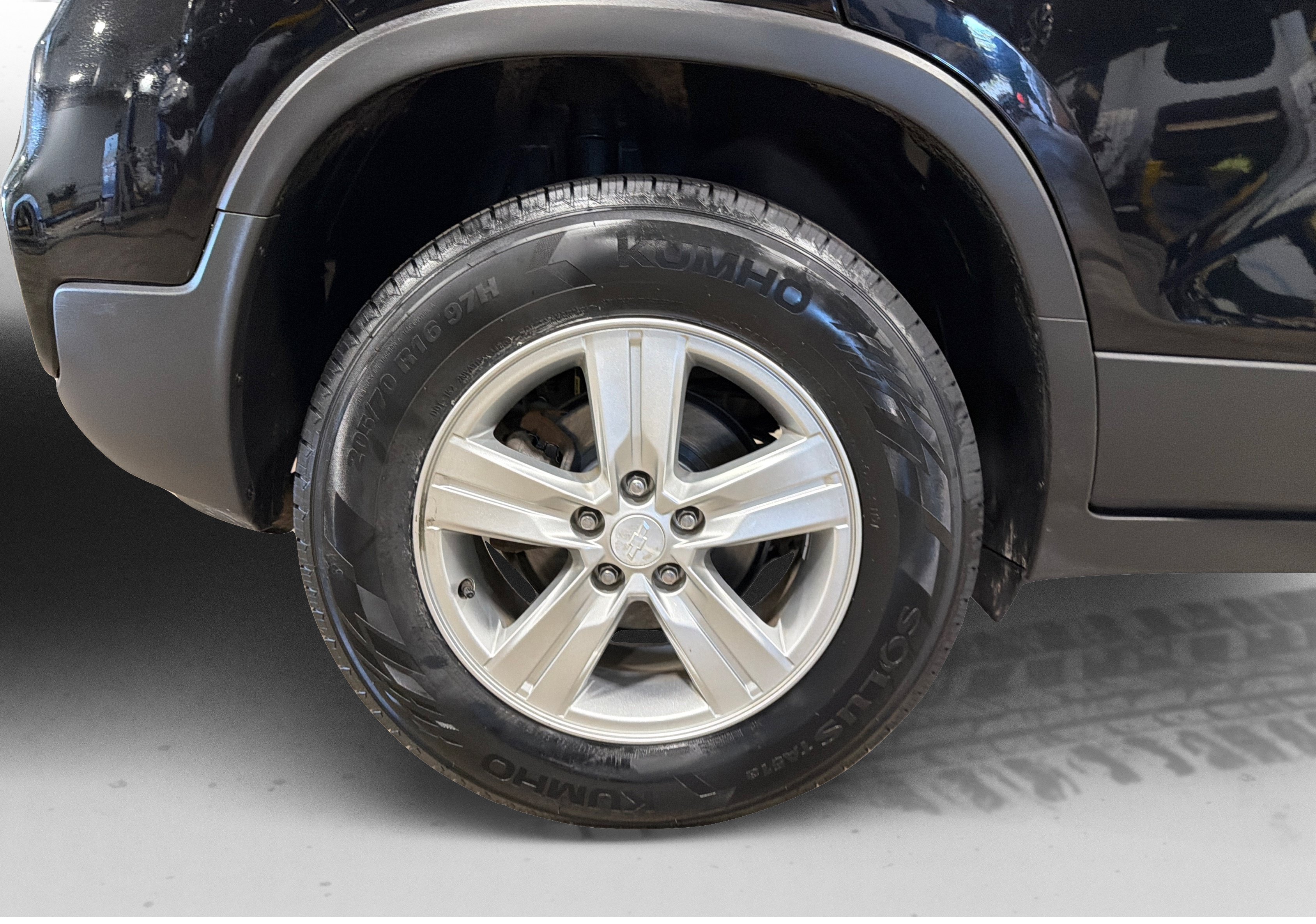 Used 2019 Chevrolet Trax LT w/ LT Convenience Package AWD/4WD image 46