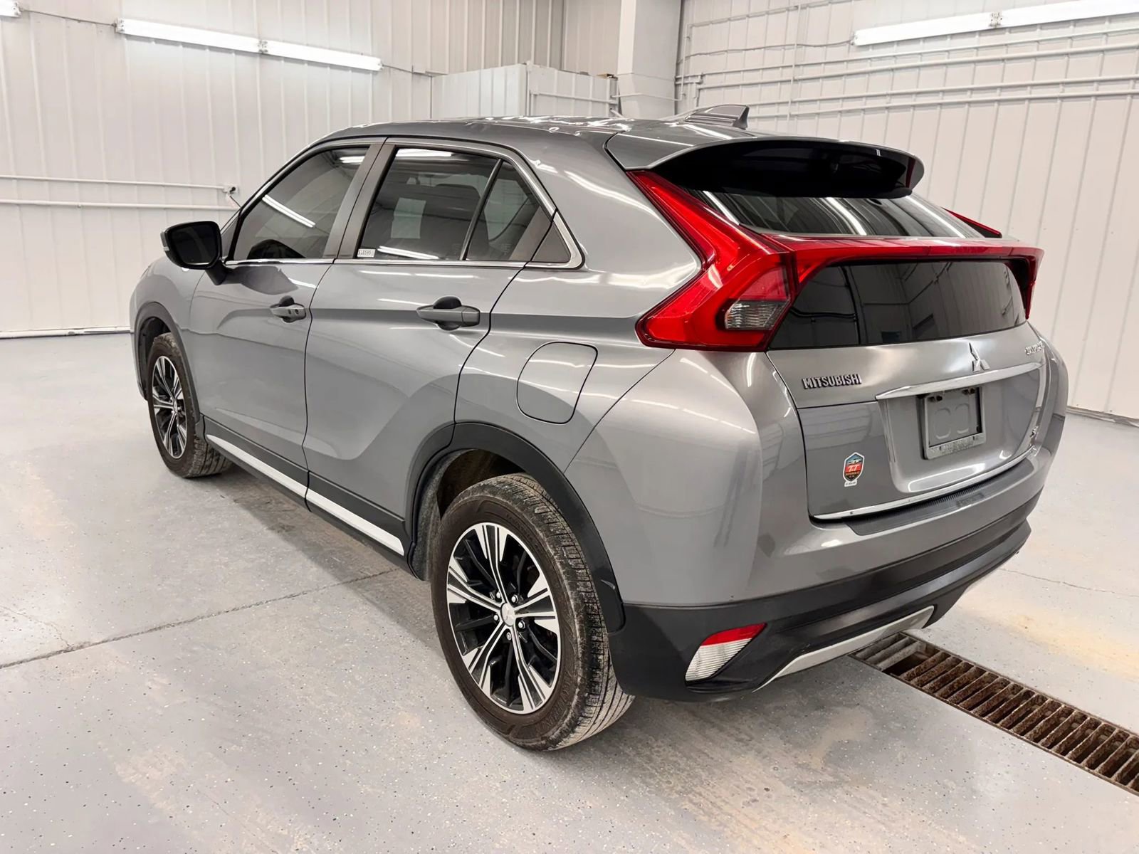 Used 2018 Mitsubishi Eclipse Cross SE AWD/4WD image 17