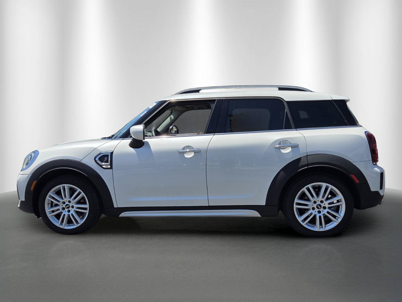 Certified 2024 MINI Cooper Countryman S w/ Signature Upholstery Package FWD image 4