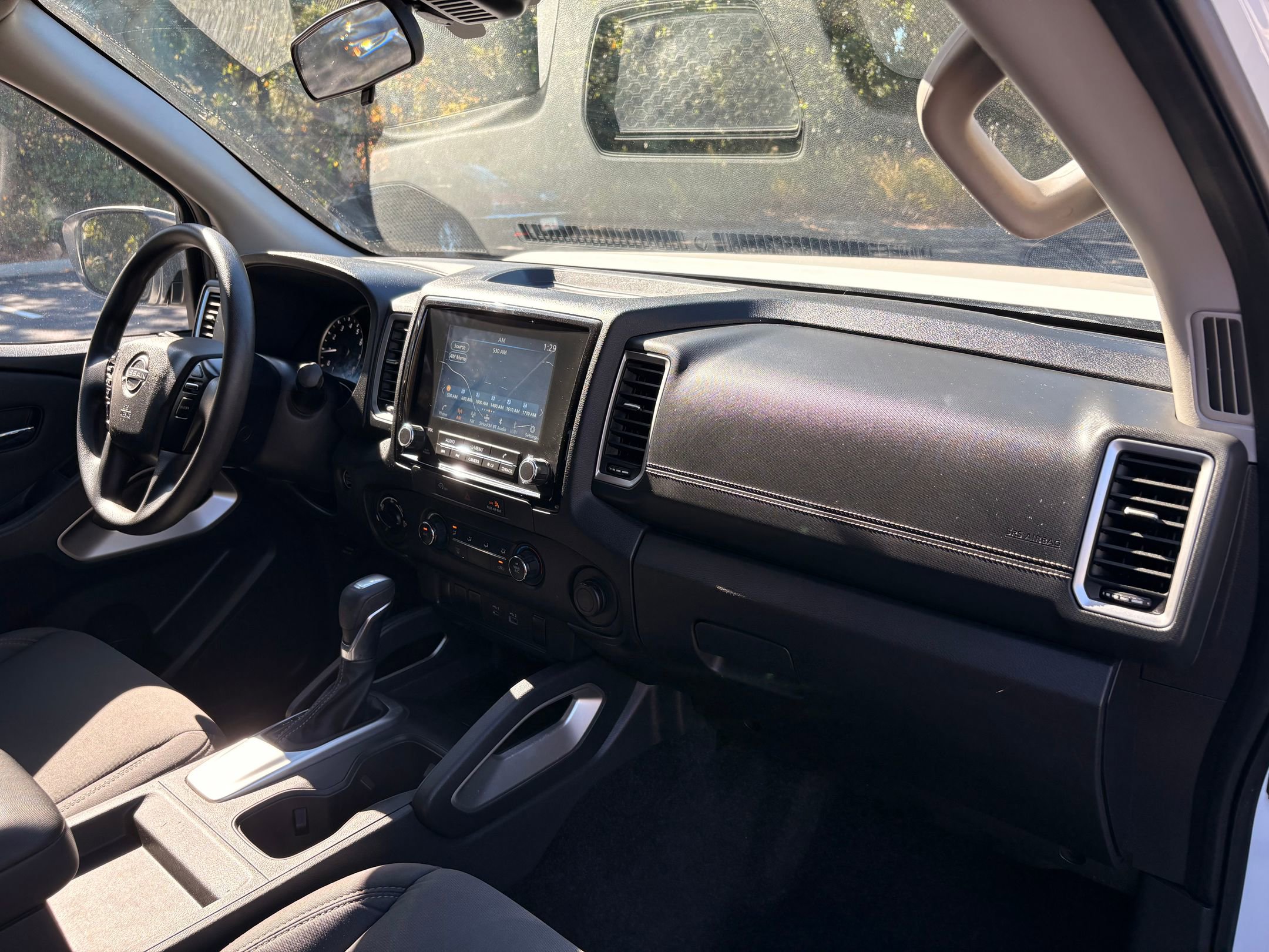 Used 2023 Nissan Frontier SV image 27
