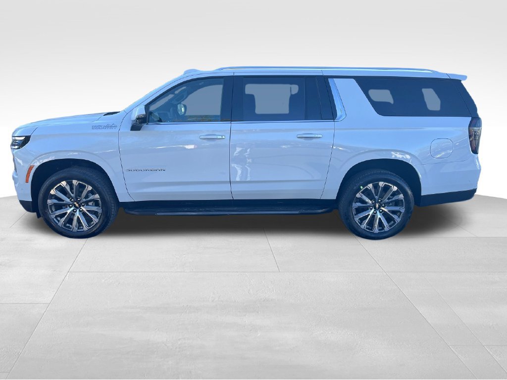 New 2026 Chevrolet Suburban High Country w/ Sun And Tow Package AWD/4WD image 2