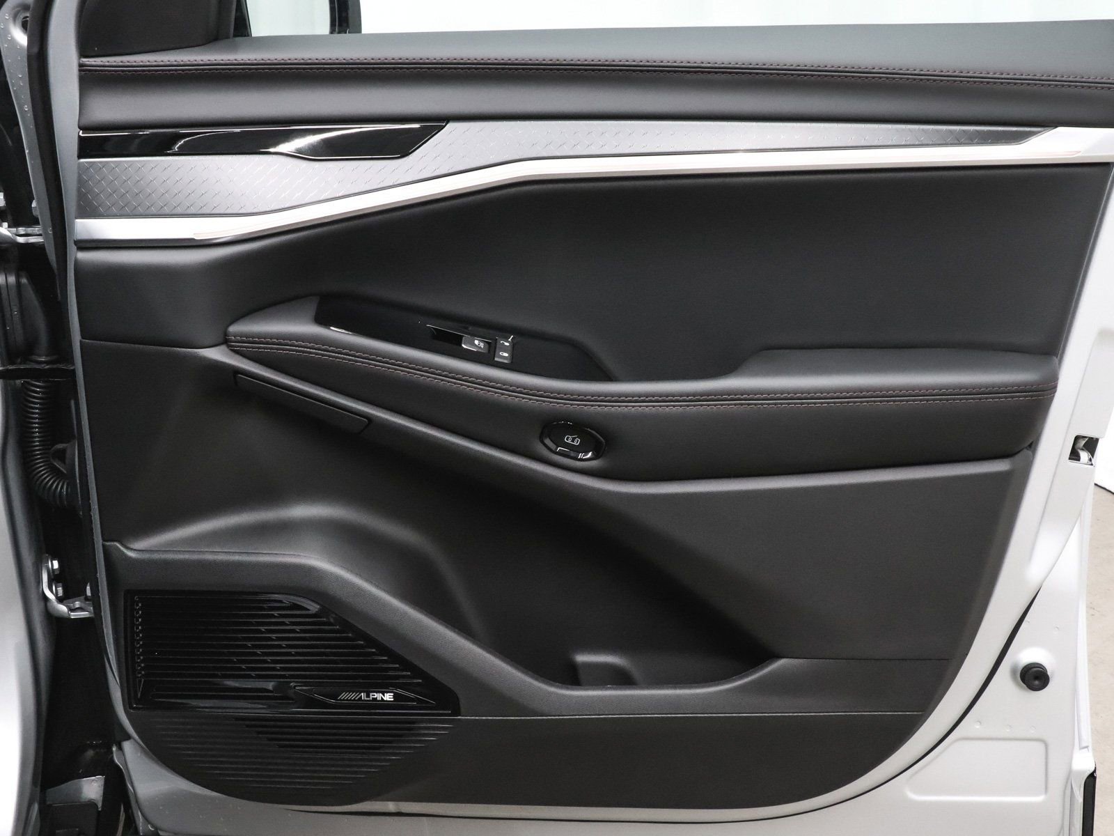 Used 2025 Jeep Wagoneer S Limited image 19