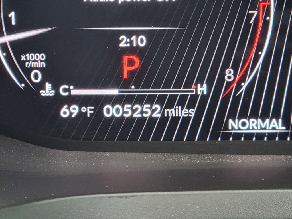 Certified 2025 Acura MDX w/ Technology Package image 27