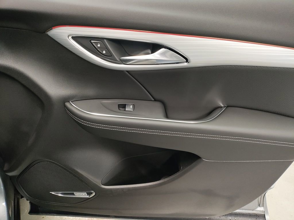 New 2026 Buick Envision Avenir image 9