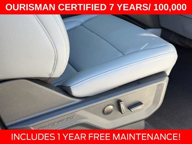 Used 2025 Ford F150 Lightning Flash AWD/4WD image 13
