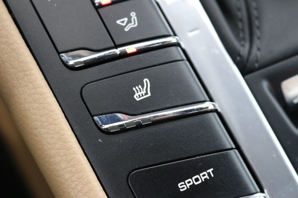 Used 2018 Porsche Macan Sport Edition image 49