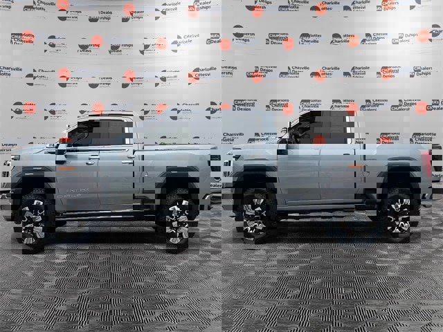 New 2025 GMC Sierra 2500 Denali w/ Denali Reserve Package image 2