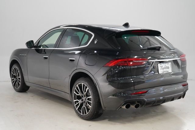 Used 2025 Maserati Grecale GT AWD/4WD image 5