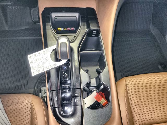 New 2025 Toyota Crown Signia image 20