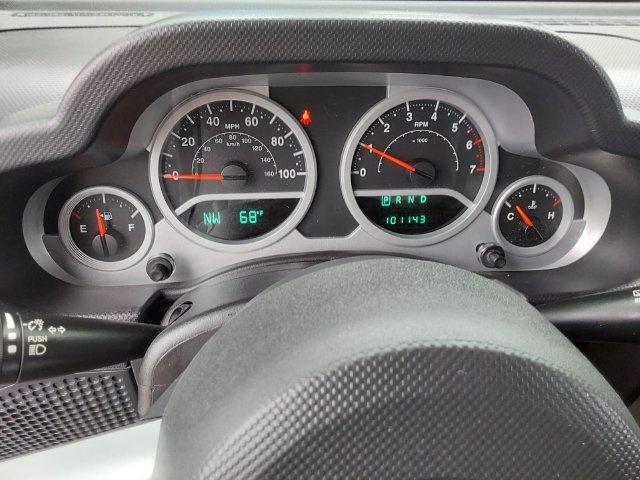 Used 2010 Jeep Wrangler Sahara w/ Trailer Tow Group AWD/4WD image 17