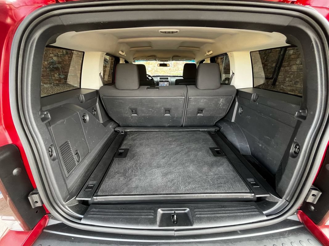 Used 2007 Dodge Nitro SXT RWD image 13