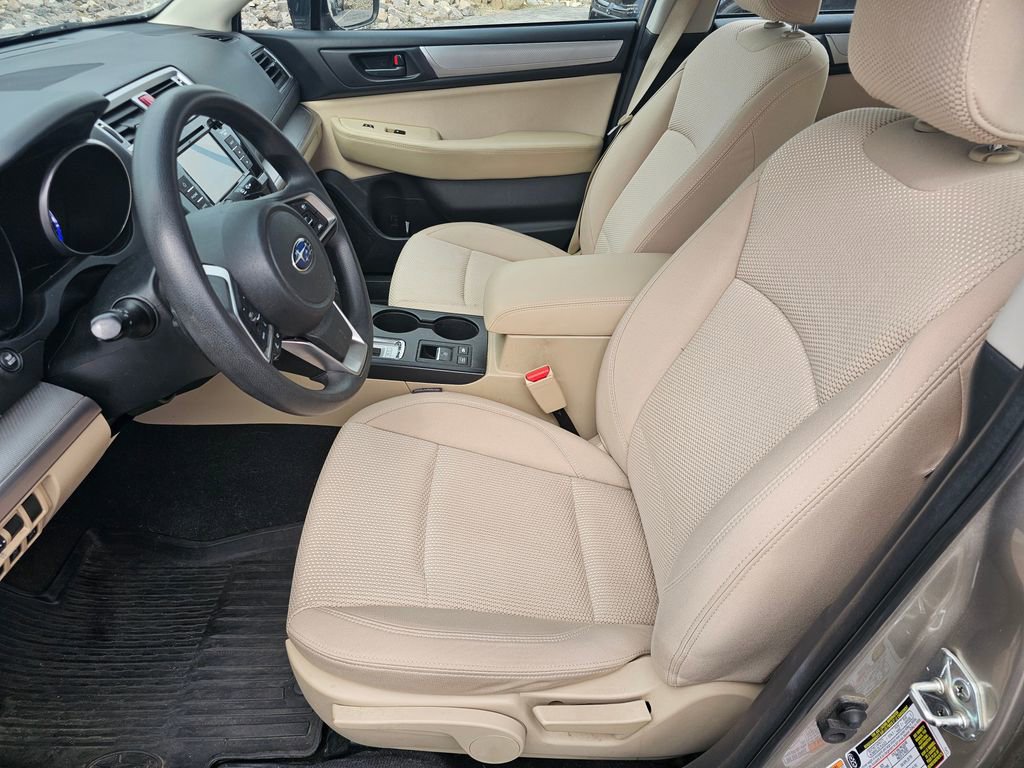 Used 2019 Subaru Outback 2.5i AWD/4WD image 21