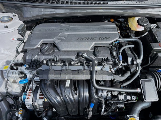 Certified 2026 Hyundai Elantra Sport FWD image 30