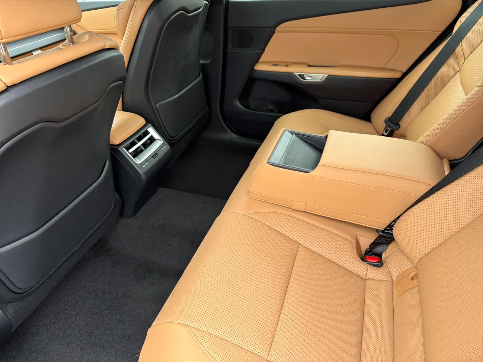 New 2026 Lexus ES 350h w/ Convenience Package FWD image 4