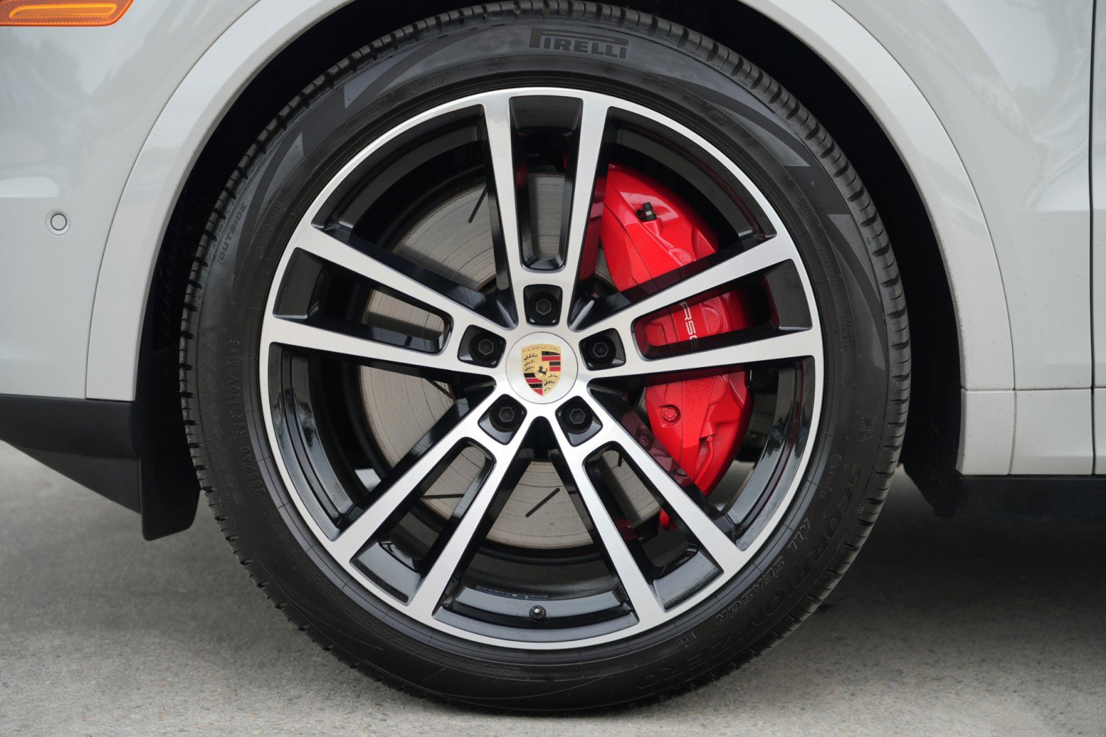 Used 2024 Porsche Cayenne Turbo AWD/4WD image 72