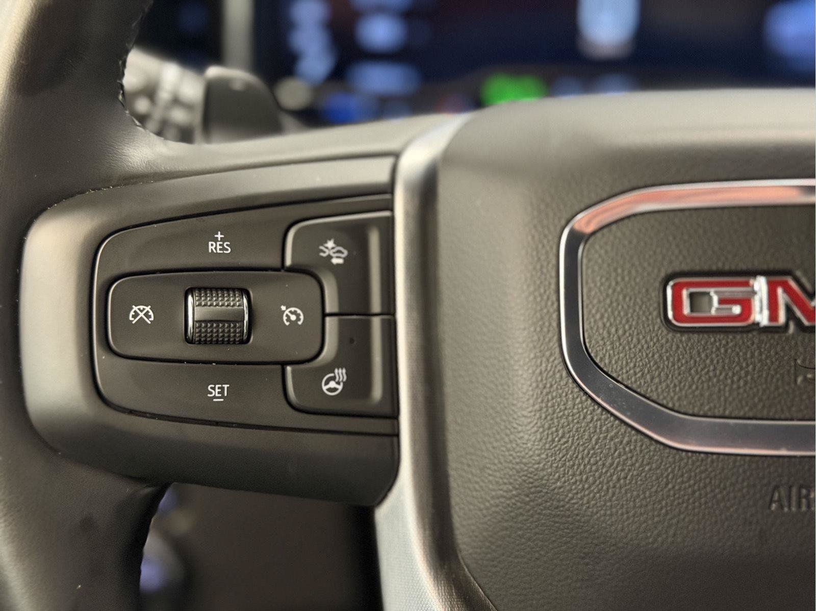 Used 2025 GMC Sierra 1500 Elevation w/ Preferred Package AWD/4WD image 15