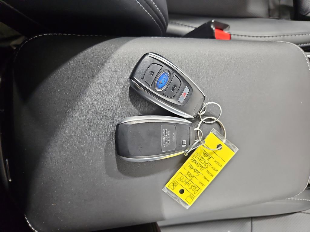Certified 2025 Subaru Outback Limited AWD/4WD image 29