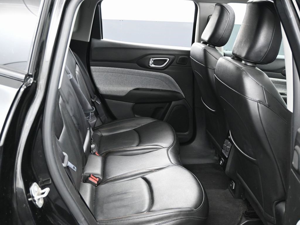 Used 2022 Jeep Compass Latitude w/ Sun and Sound Group image 33