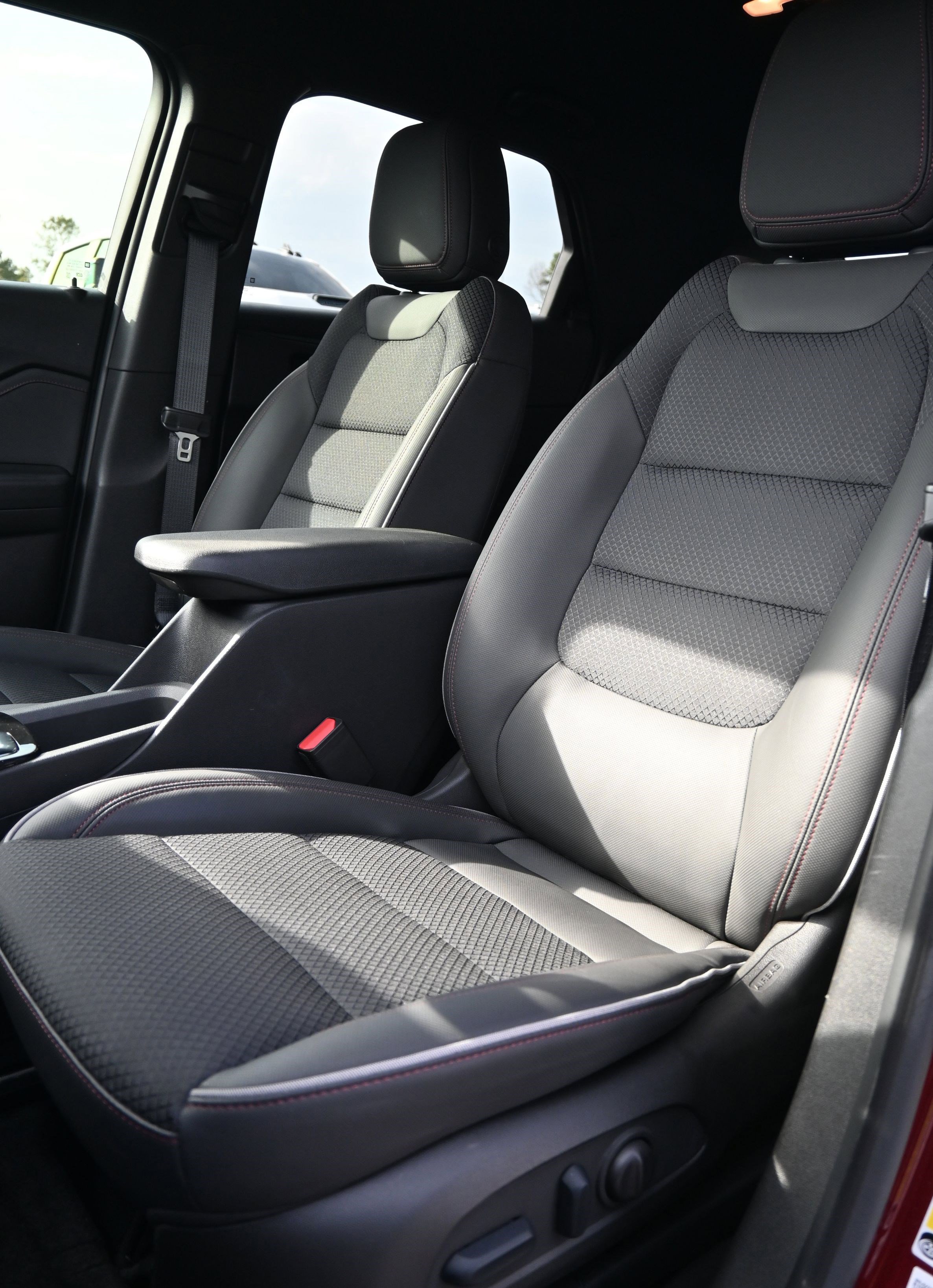 Used 2023 Chevrolet TrailBlazer RS image 17