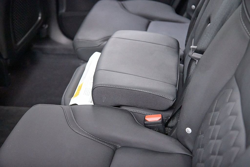 Used 2025 Volvo XC90 B6 Plus image 25