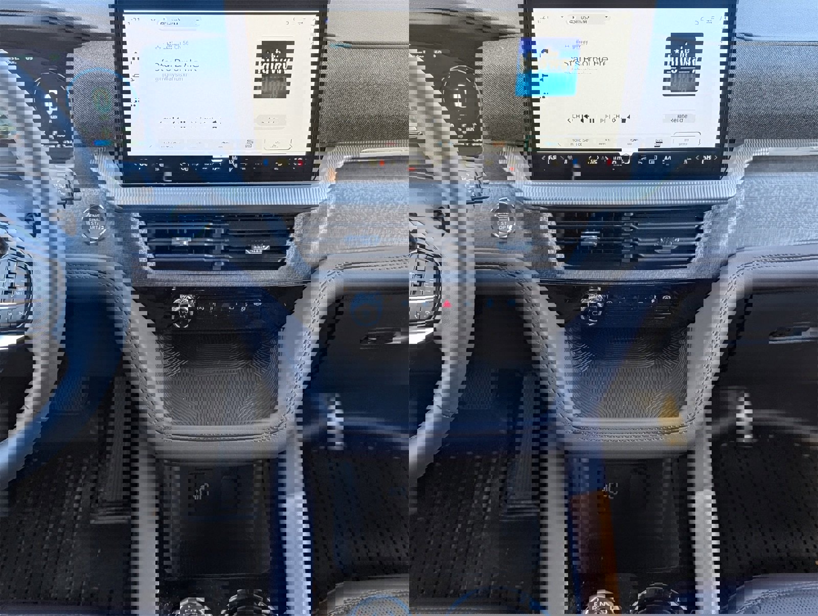 New 2026 Ford Explorer Platinum image 7