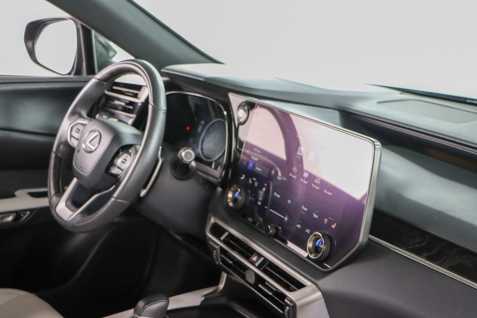 Used 2023 Lexus RX 350 Premium w/ Accessory Package (Z1) AWD/4WD image 26