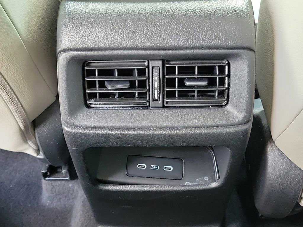 Used 2024 Honda CR-V EX-L image 12