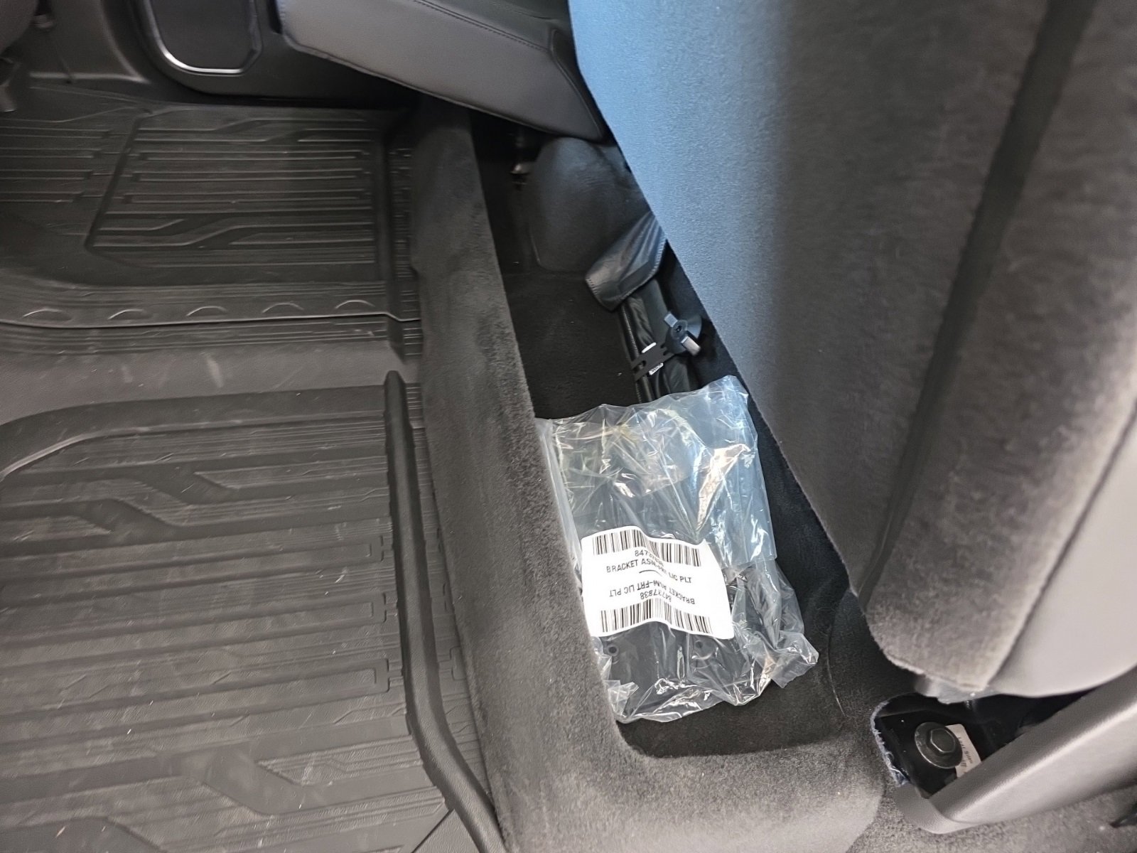 Used 2024 GMC Sierra 1500 SLT w/ SLT Premium Package image 28