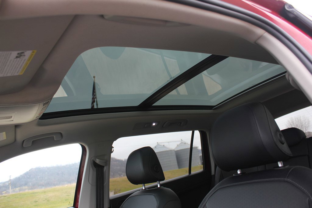 Used 2019 Volkswagen Tiguan SEL image 26