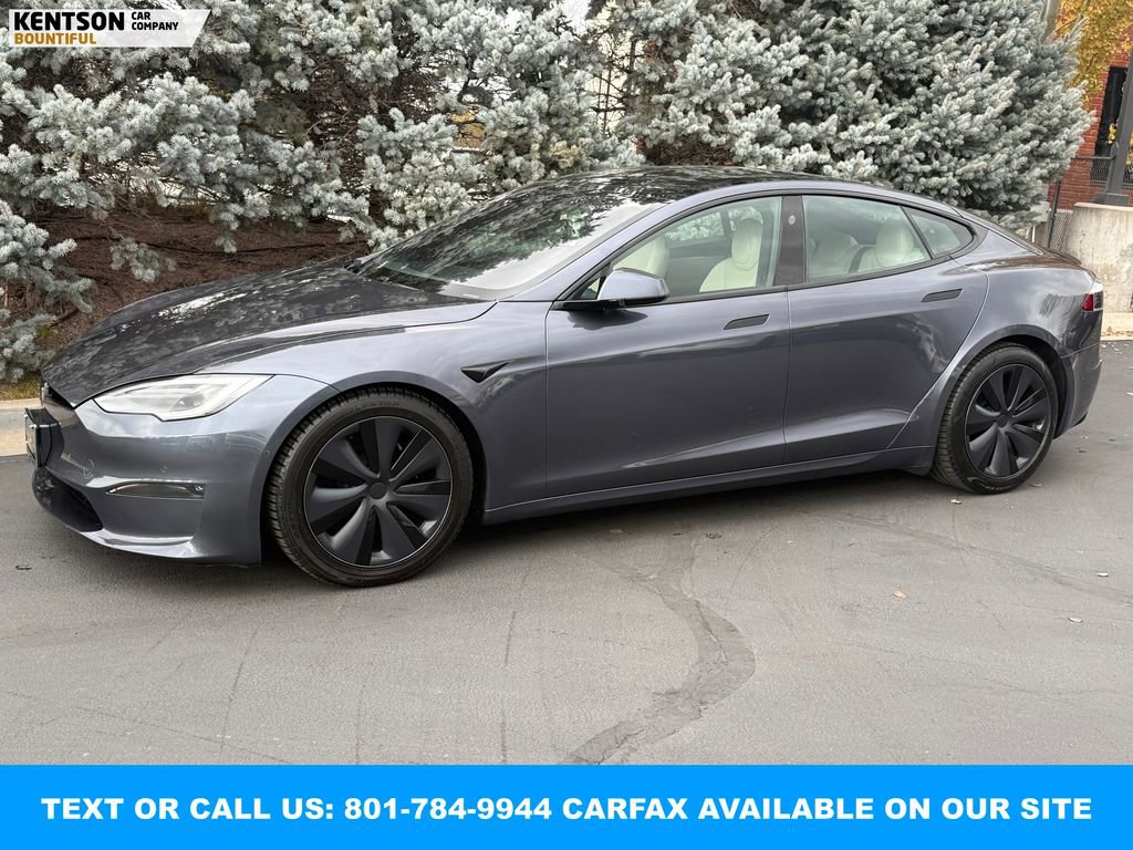 Used 2021 Tesla Model S Plaid image 1