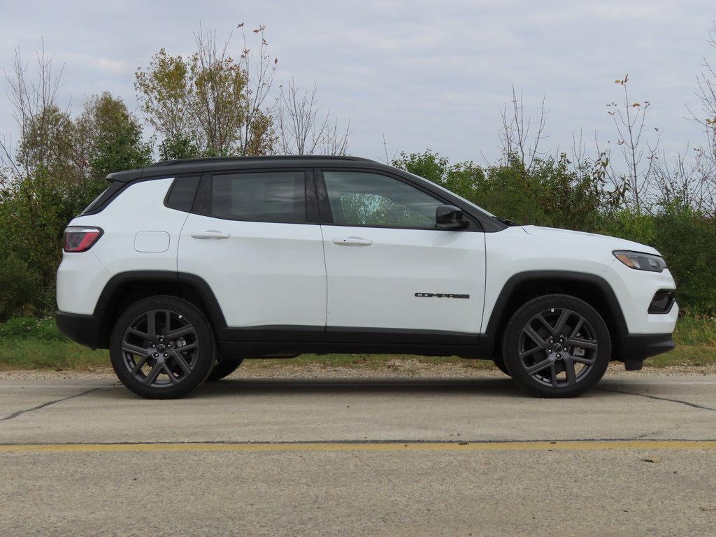 New 2026 Jeep Compass Limited w/ Sun, Sound & Navigation Group image 2