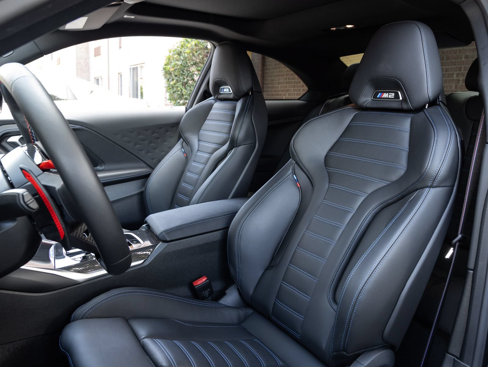Used 2026 BMW M2 w/ Lighting Package RWD image 5