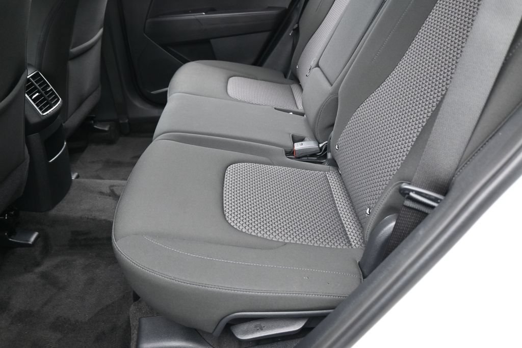 Used 2025 Kia Sportage LX FWD image 30