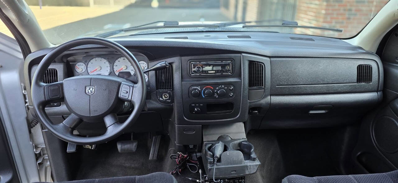 Used 2004 Dodge Ram 2500 Truck SLT w/ Sport Appearance Group AWD/4WD image 15