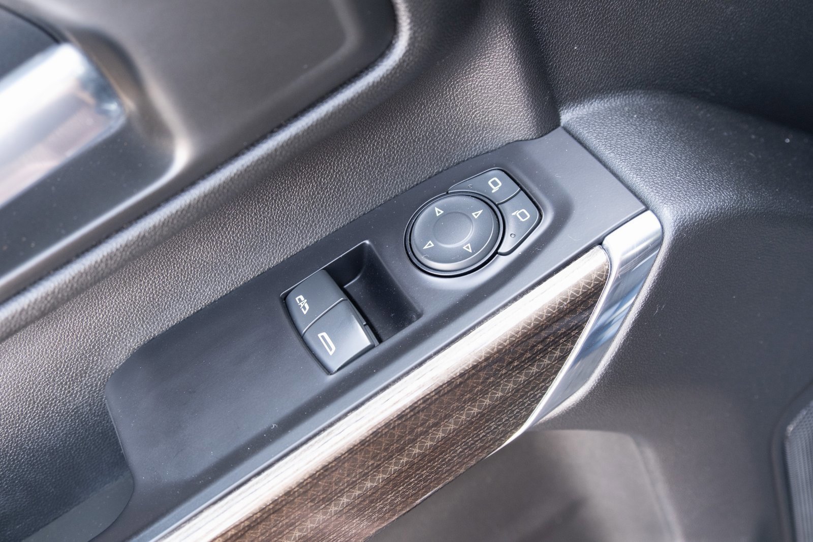 Used 2020 Chevrolet Silverado 3500 LT w/ Convenience Package image 13