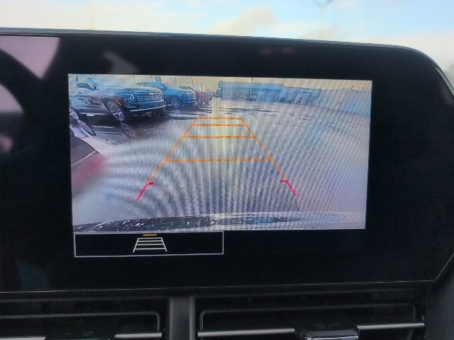 Used 2024 Chevrolet Trax RS FWD image 28